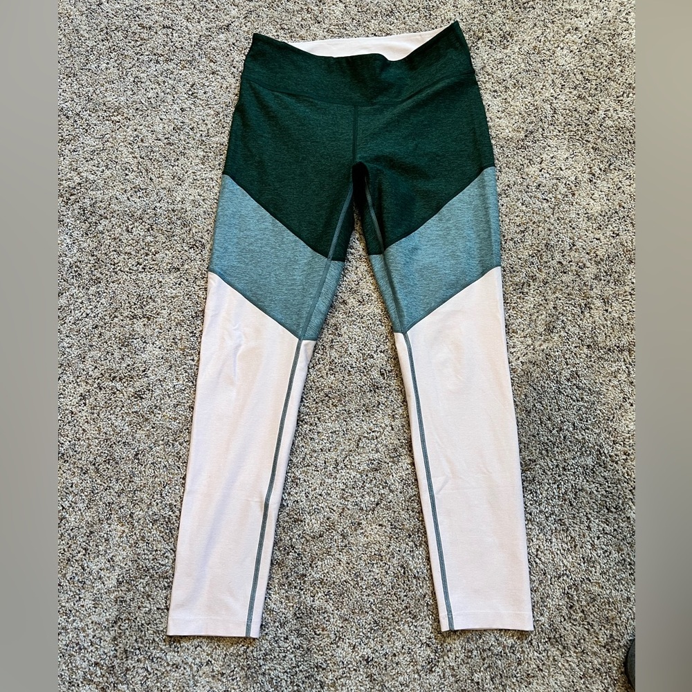 Outdoor voices leggings size Large